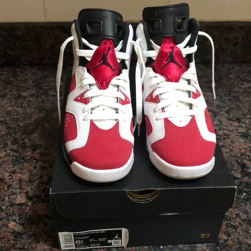 Like New Retro 6’s